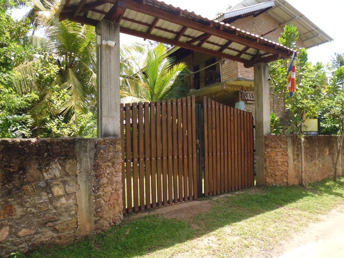 Lanrich Eco Villas Mirissa Exterior photo